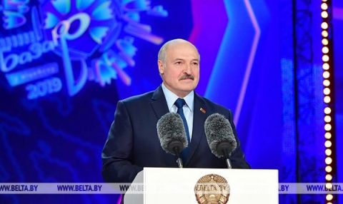 &laquo;Это праздник дружбы и взаимопонимания&raquo; &mdash; Лукашенко открыл &laquo;Славянский базар в Витебске&raquo;