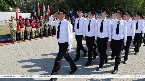 "Обещание, данное Родине". Присягу приняли почти 170 курсантов Могилевского института МВД